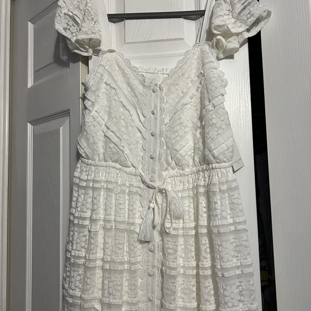 Gorgeous Elegant White Lace Maxi Dress - Picture 9 of 16